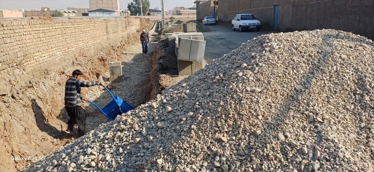 شهردار فرون آباد: پروژه‌ جدول‌گذاری معابر سطح شهر با جدیت دنبال می شود