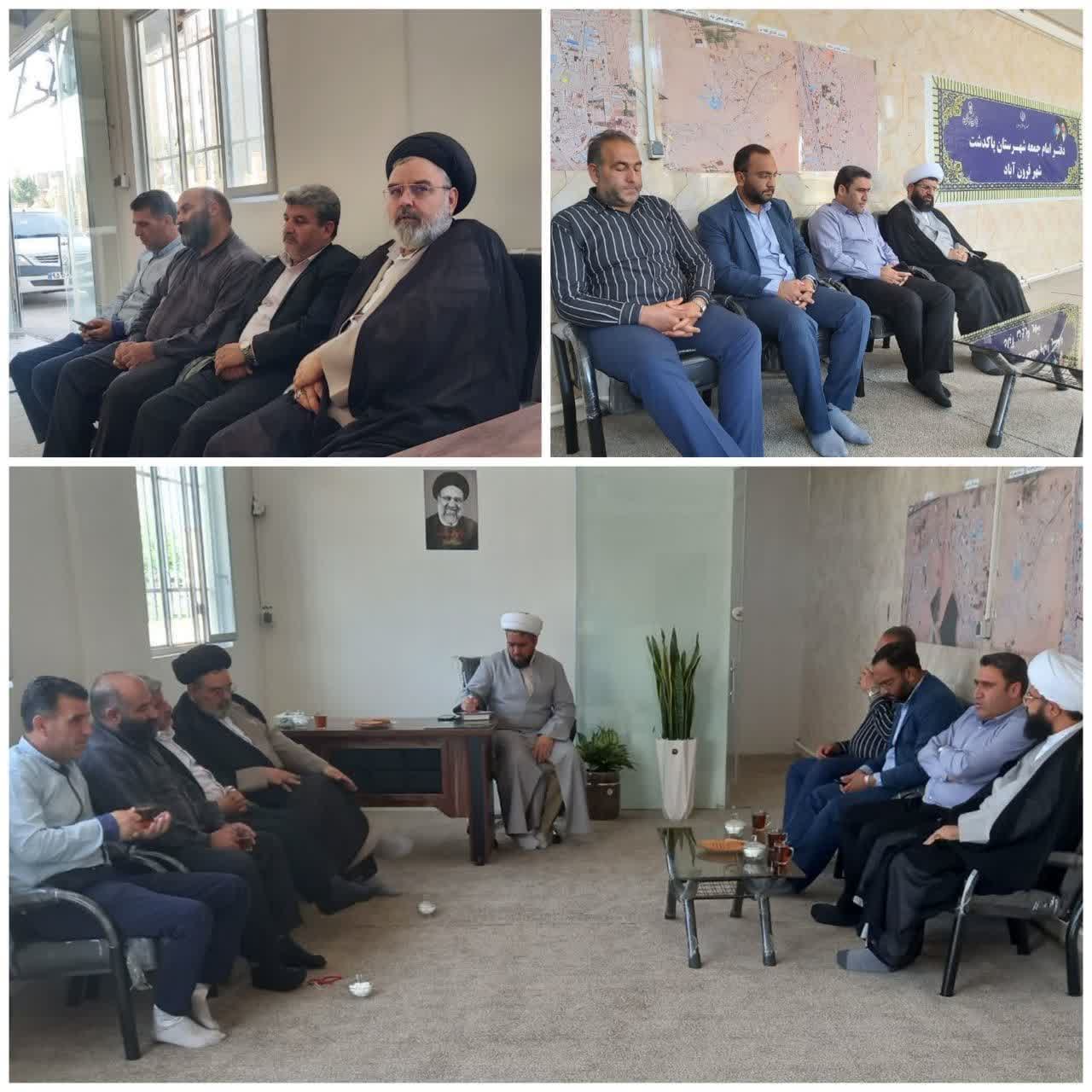  دیدار شهردار و اعضای شورای شهر فرون آباد با امام جمعه پاکدشت