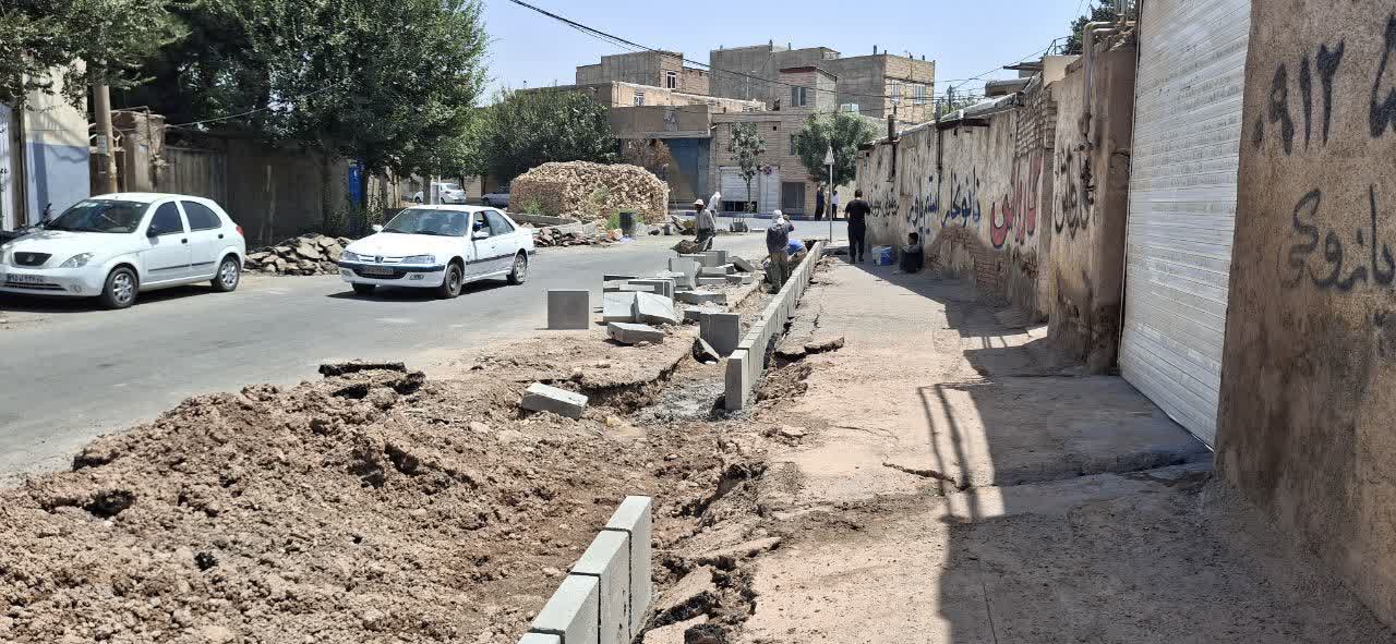 طرح جدید جدول گذاری معابر شهر فرون آباد آغاز شد