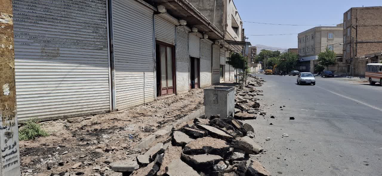 شهردار فرون آباد خبر داد؛ عملیات سنگ فرش معابر آغاز شد
