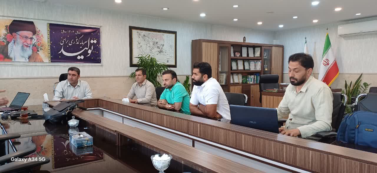  روند احداث میدان در بلوار شهید سلیمانی شهر فرون آباد بررسی شد