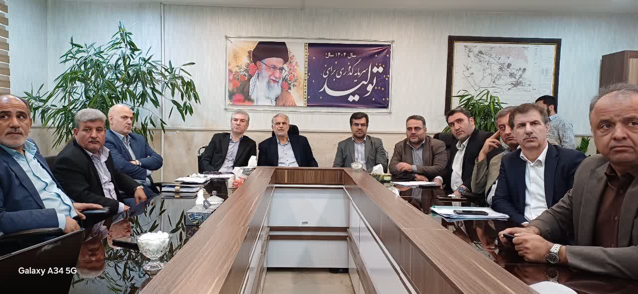  نشست هم‌اندیشی رفع موانع کمربندی جنوبی شهرستان پاکدشت برگزار شد