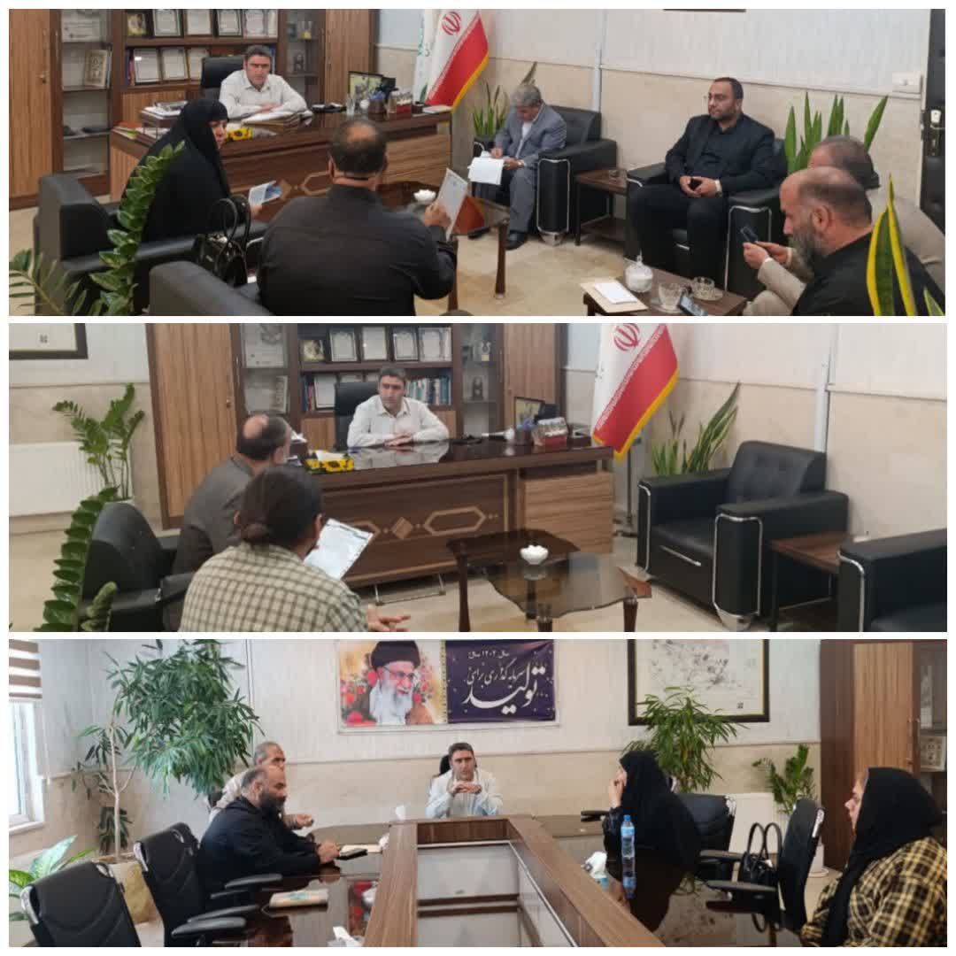  سه شنبه های پاسخگویی / ملاقات مردمی شهردار فرون آباد برگزار شد