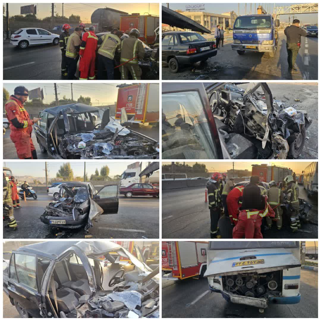  امداد رسانی آتش نشانی شهرداری فرون آباد در حادثه تصادف خودرو پراید و اتوبوس