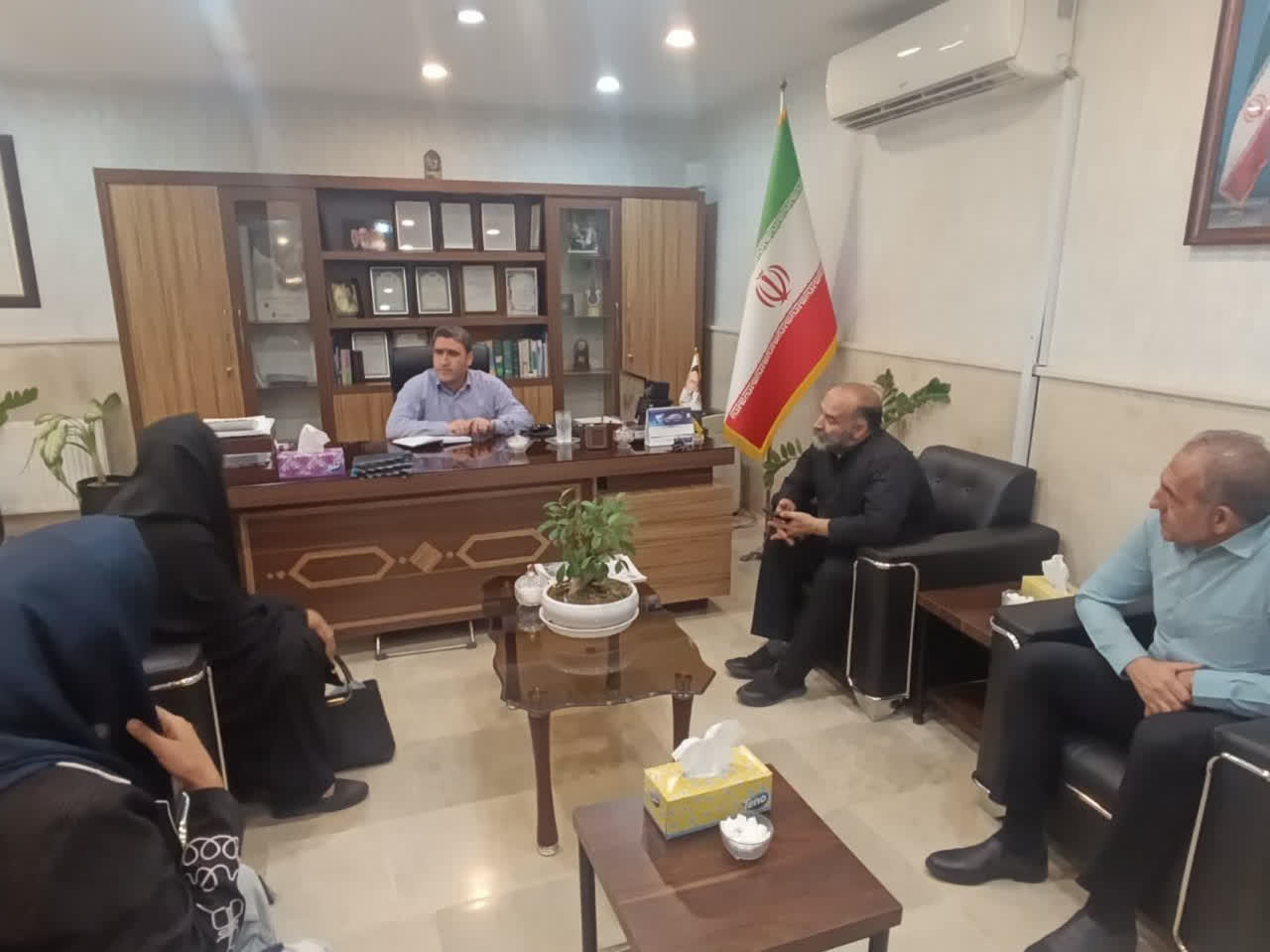  ارتباط مستمر و مستقیم با شهروندان موجب شفافیت در امور می‌شود
